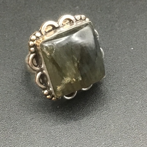 RING STERLING SILVER .925 with RAW LABRADORITE SQUARE CUT STONE - Picture 6 of 10